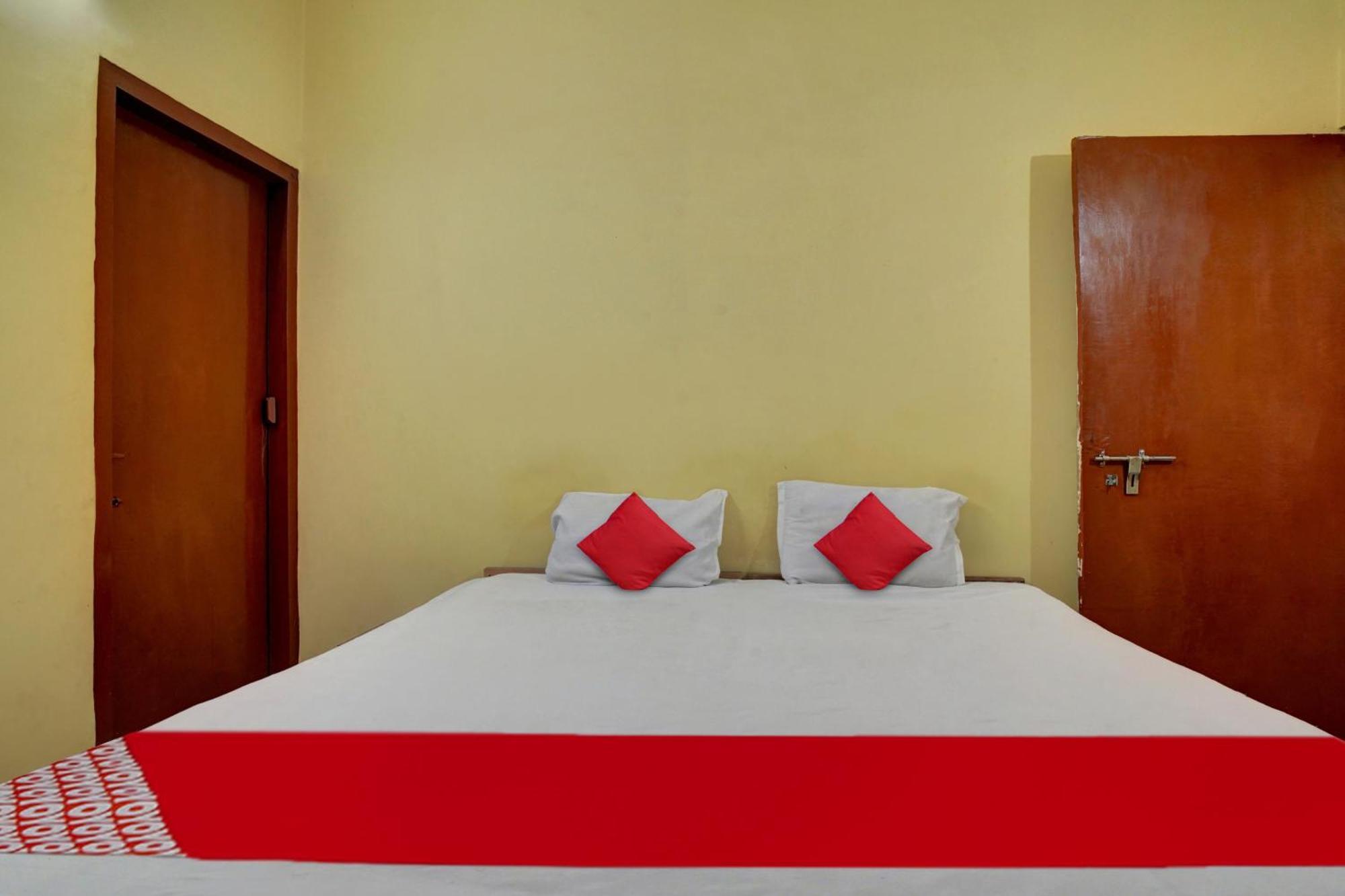 Super Hotel O Om Shriyam Banquet And Heritage Patna  Exteriör bild
